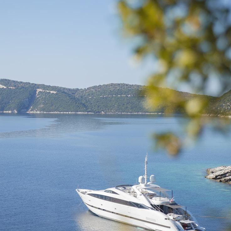 Yacht lifestyle moment